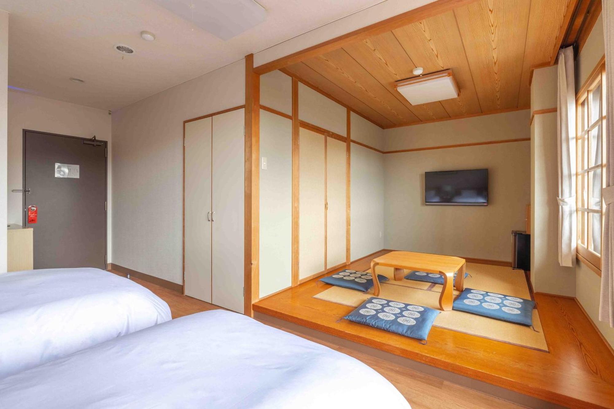 Elizabeth Hotel Nozawaonsen Exterior photo