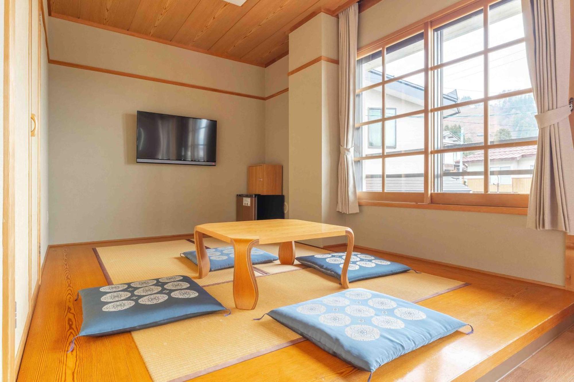 Elizabeth Hotel Nozawaonsen Exterior photo
